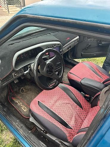 opel vectra b: Model: VAZ 21099 (Samara) sedandır Kuzov: 4 qapı, mavi rəng, qara — 5