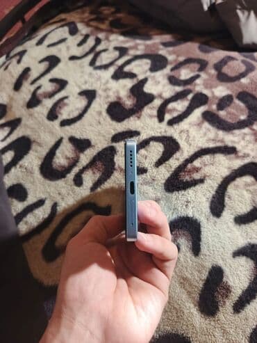 honor 20 lite: Məhsul: Smartfon Xüsusiyyətlər: - Ön tərəfdə mərkəzi deşikli ekran — 3