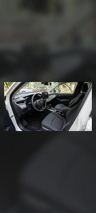 Toyota Corolla Cross: 1.8 l | 2024 il Krossover — 4