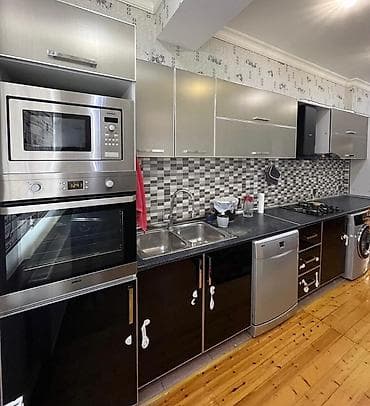 Müasir mətbəx mebeli və inteqrə edilmiş texnika dəsti - Dizayn