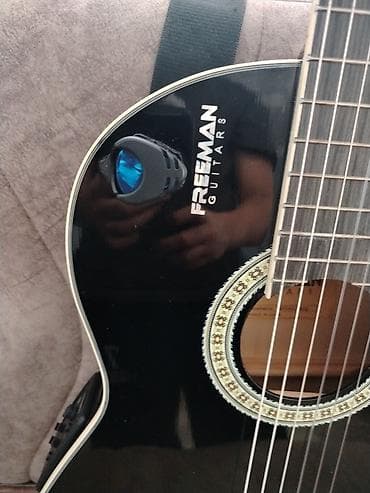 Пианино: Акустическая гитара — 1