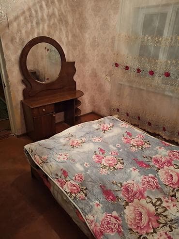 kridit evler: Ev gəncədə köhnə maşın bazarına yaxın üç otağ hər bir şəraiti var — 6