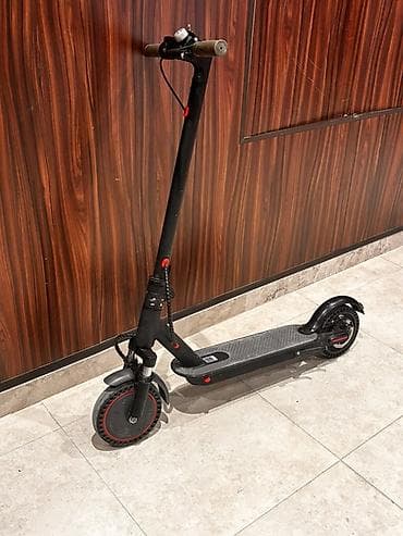 electro moto: Salam sccoter ideal vezyetdedi problemi yoxdu 400 w mator gucu — 1