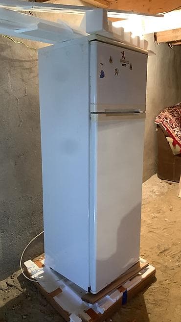 printer satışı: İşlənmiş 2 qapılı Beko Soyuducu Satılır, rəng - Ağ — 2