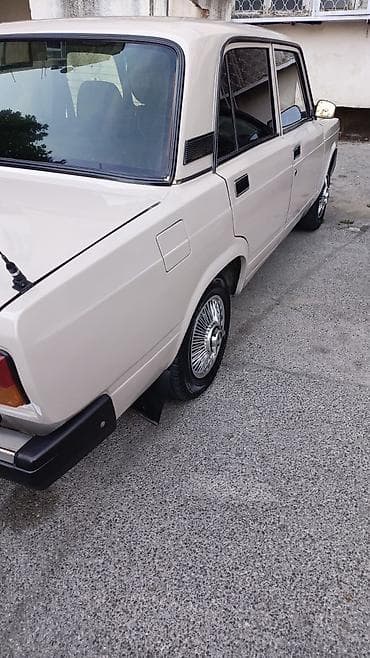 Nəqliyyat: 1996 -2105 motor 03 seple yiqilmayib 30 ilin matorudu yaq 15/40 — 3