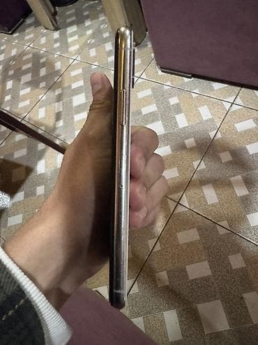 IPhone X, 64 GB, Gümüşü