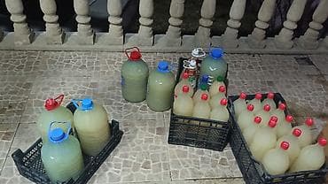 kreditle stroy material: Salam Evde hazırlanmış alma sirkəsi dir təbii və təmiz 1 illik dir 60 — 2