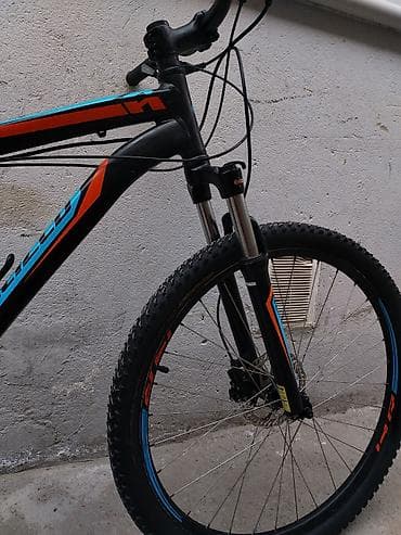 veləsəbet: Specialized hardtail dağ velosipedi - Çərçivə: Specialized A1 — 5