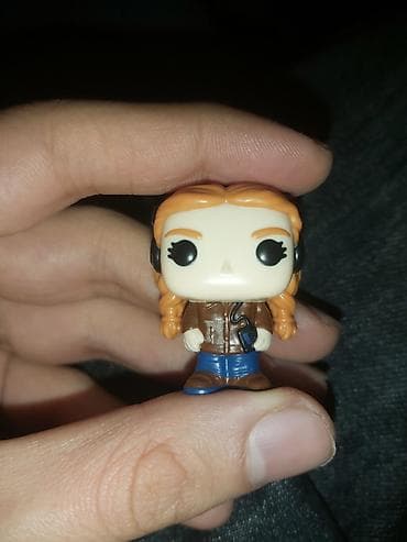 Fiqur, Plastik, rəng - Narıncı