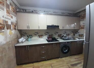 işlənmiş seyf qapi: Mətbəx mebeli dəsti - Üst modul: krem rəngli, 5 qapılı asma şkaflar — 1