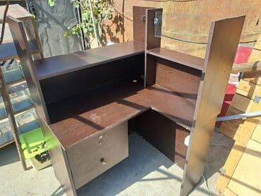 künc rəf: Künc masa, Polkalı, Siyirməli, Sadə laminat — 2