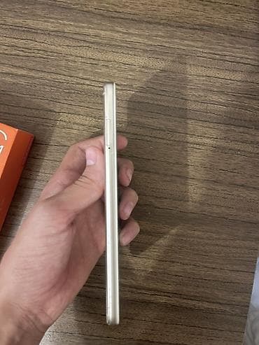 xiaomi redmi note 4 pro: Xiaomi Mi 5, 16 GB, rəng - Qızılı, 
 Sensor — 4