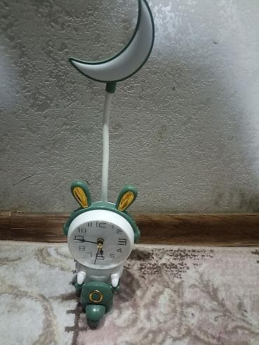 Uşaq otağı üçün dekorativ masa saatı və LED gecə lampası - Dizayn: Ay