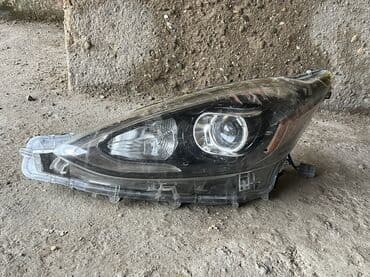 Mühərrik və mühərrik detalları: Sol, Yaxın və uzaq vuran işıqlar Toyota, 2019 il, Orijinal, İşlənmiş — 3