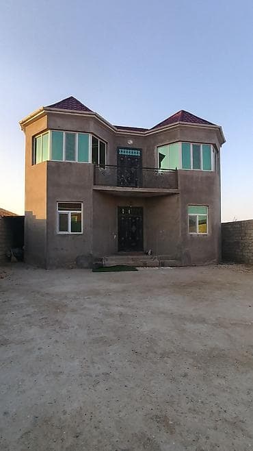 qusar a frame: İki mərtəbəli fərdi yaşayış evi - Memarlıq: Simmetrik fasad, iki — 4
