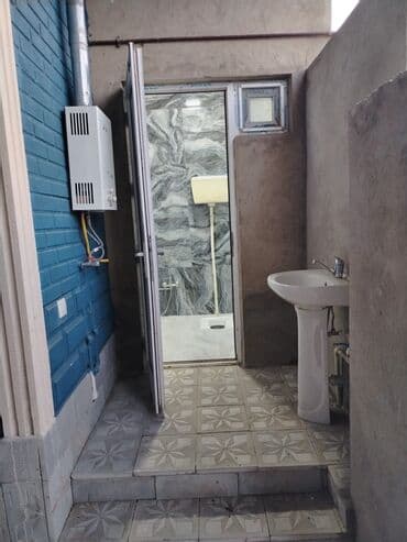 biləcəri həyət evləri 2023: 1 otaqlı həyət evi 📍 522 nömrəli avtobus xəttinin üstündə, məktəbə — 2