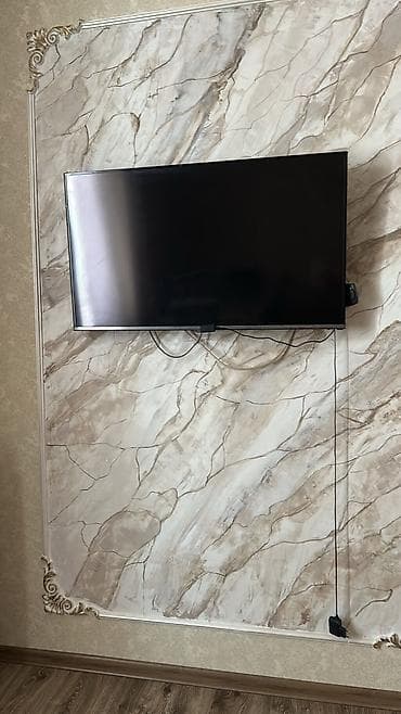 Samsung televizor 102 ekran smart deyil sadedir 100 azn tecili