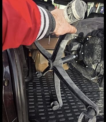 Ofis masaları: Ofis kreslosu üçün ehtiyat hissələri temırı 🙏🏻 adres gellem — 3