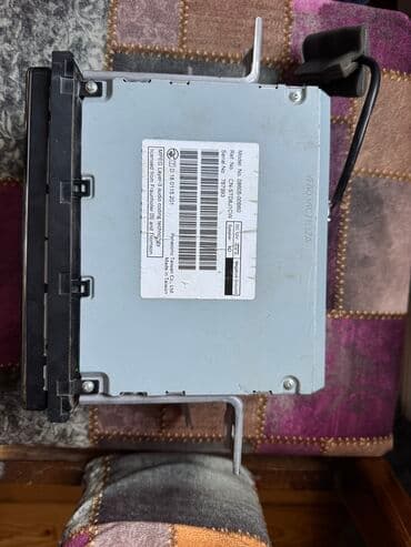 işlənmiş pərdələr: Toyota üçün maqnitola işlək vəziyətdədir — 2