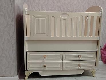 Ev və bağ: Oğlan və qız üçün, Dördbucaq, Beşik, Matras ilə, Yellənmə mexanizmsiz — 1