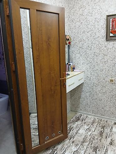 Hamam qapısı satılır təcili