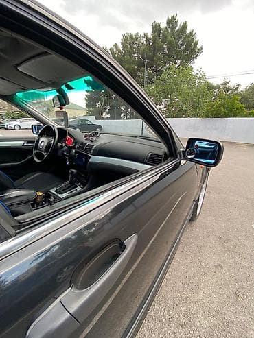 BMW 3 series: 2 l | 2002 il Sedan — 2