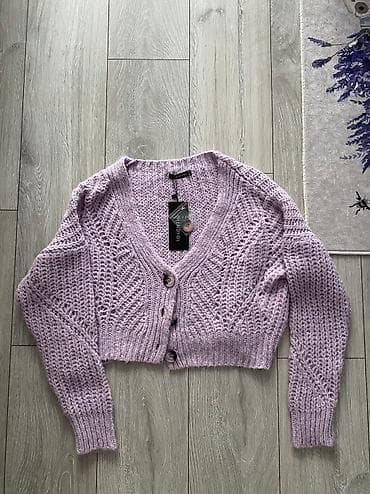 Jaket yenidir.Etiketi uzerindedir.Geyinilmeyib. Olcusu yanlis oldu — 1