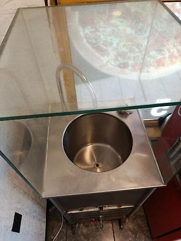 Ayran aparatı işlək vəziyyətdə. Şüşə vitrinli özü özlüyündə ayranı lalafo.az -da — 2 Ayran aparatı işlək vəziyyətdə. Şüşə vitrinli özü özlüyündə ayranı — 2