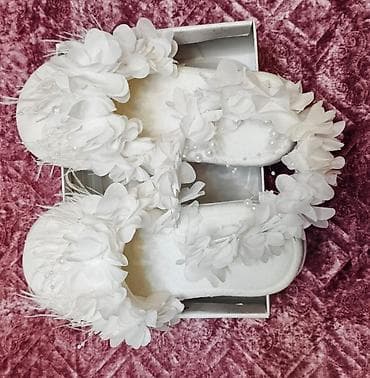 Свадебные платья и аксессуары: Zərif gəlin seti – bəyaz ev terliyi və saç aksesuarı dogush zamani — 1