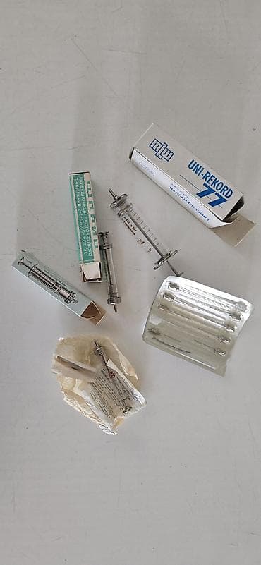 steril: Məhsul: Sovet və GDR istehsalı şpris dəsti (şüşə-gəlvanik metal) — 1