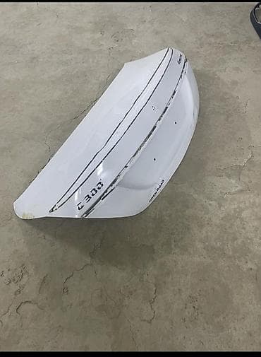 Mercedes-Benz w 205 arxa baqaj (sedan)