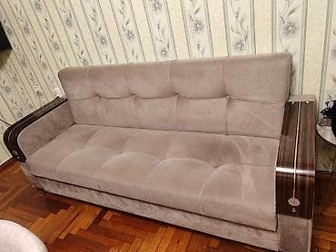 klassik divanlar: Mebel: 2 ədəd üçnəfərlik divan Xüsusiyyətlər: - Rənglər: tünd boz — 4
