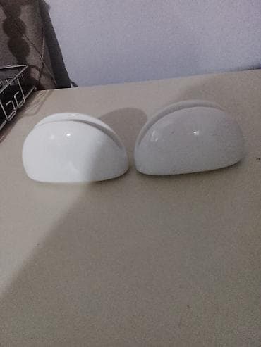 kabel soyan: Salfetka qabı biri 2 manat Təsvir: - Rəng: ağ - Material: möhkəm — 1