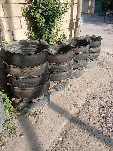 kala gul: Bağ və həyətyanı sahə üçün rezin çiçək qabları - Material: avtomobil — 1