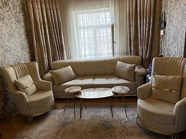 makyaj masa: Klassik divan, Divan, Bazasız, Açılmayan — 1