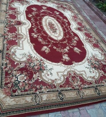 qırmızı xalca: Xalça — 2