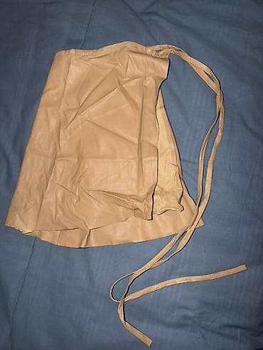 Svitşotlar: Bej rəngli süni dəri ətək
Razmeri ipnen deishir 36-40 arasi — 1