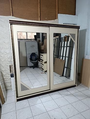 ÇATDİRMA PULSUZ.😍Dolab tam ideal vəziyyətdə çox az istifade olunub — 2