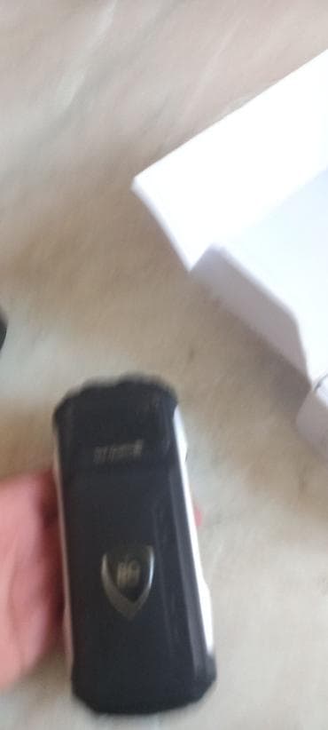 телефон fly q: Bq telfonu buyurun hem pover bank hem guclu led fanar yuksek ses — 3