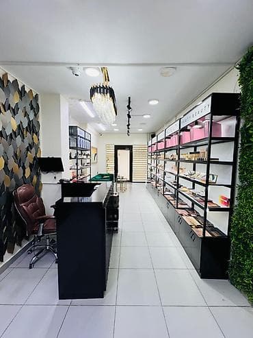 Otaqlar: Xalqlar dostluğunda Laçın ticarət mərkəzinin arxa tərəfində binanın — 6