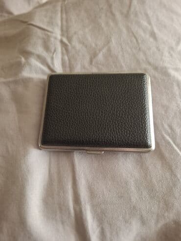 Qadın geyimləri: Metal siqaret futlyarı - Material: paslanmayan metal gövdə, üst — 1