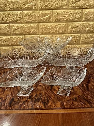 Şirniyyat/meyvə üçün kənaqlı şüşə qab dəsti Dest-25azn 1 eded böyük