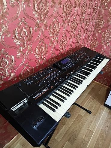 informatika qayda kitabi pdf 2025: Sintezator, Roland, İşlənmiş, Ödənişli çatdırılma — 1