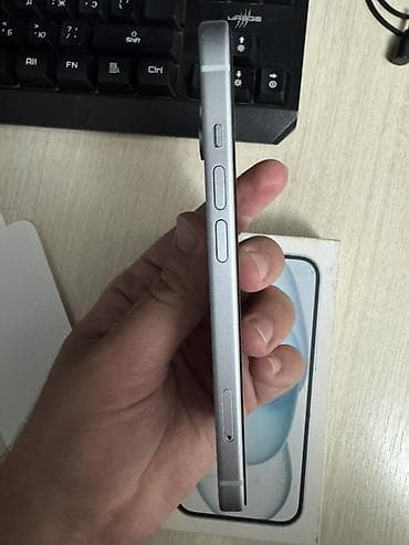 Техника и электроника: IPhone 15, 128 ГБ, Белый, Беспроводная зарядка — 3