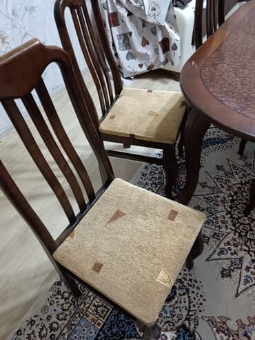 стол для переговоров овальный: Гостиный стол, Б/у, Нераскладной, Дерево, Овальный стол — 5