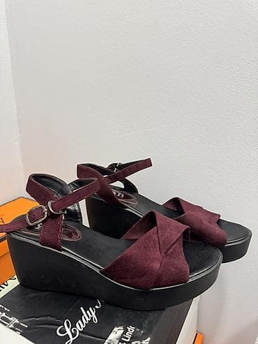ayaggabı: Qadın platforma sandaleti - Rəng: tünd bordo (şərab çaları) - — 1