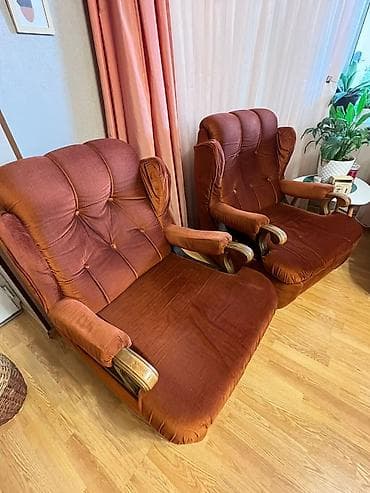 i̇şlenmiş divan kreslo: Yumşaq dəst. Divan tam açılır,çarpayı olur. Təmiz taxtadı — 4