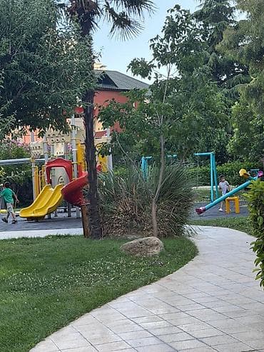 ev axtaranlar: ✨ NƏRİMANOV RAYONU – ABBASQULU BAKIXANOV KÜÇƏSİ, "ROSE VILLA"DA LÜKS 3 — 5