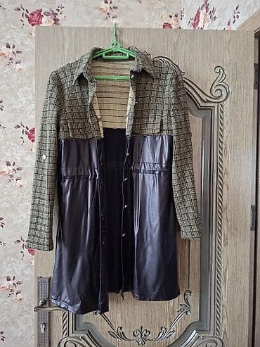 off white jakna: Qadın geyimləri dəsti 1) Ağ rəngli, boz çiçək naxışlı don - Brend — 3