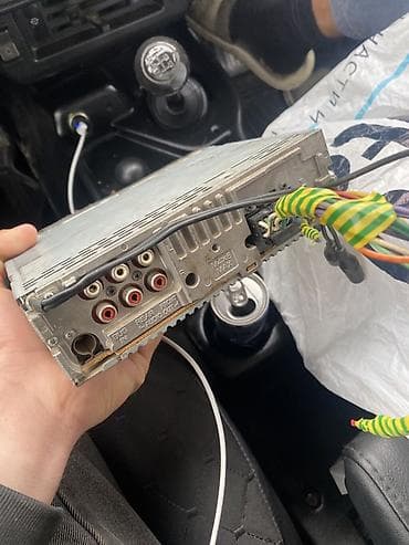 playstation arendaya verilir: Maqnitol, Sony, AUX, Tayland — 4